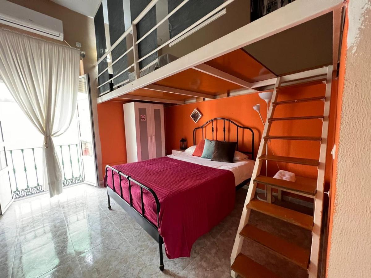 La Maestranza Apartment Rooms Sevilha Exterior foto