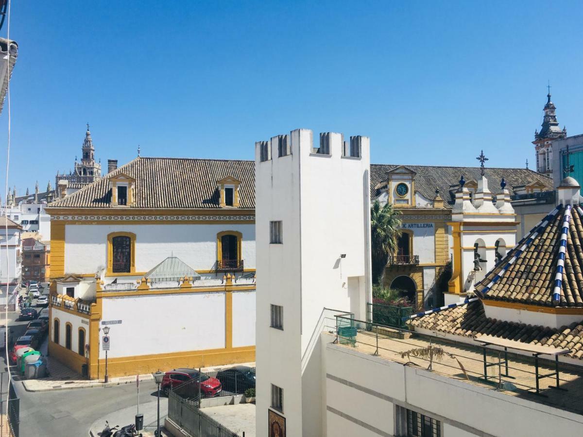 La Maestranza Apartment Rooms Sevilha Exterior foto