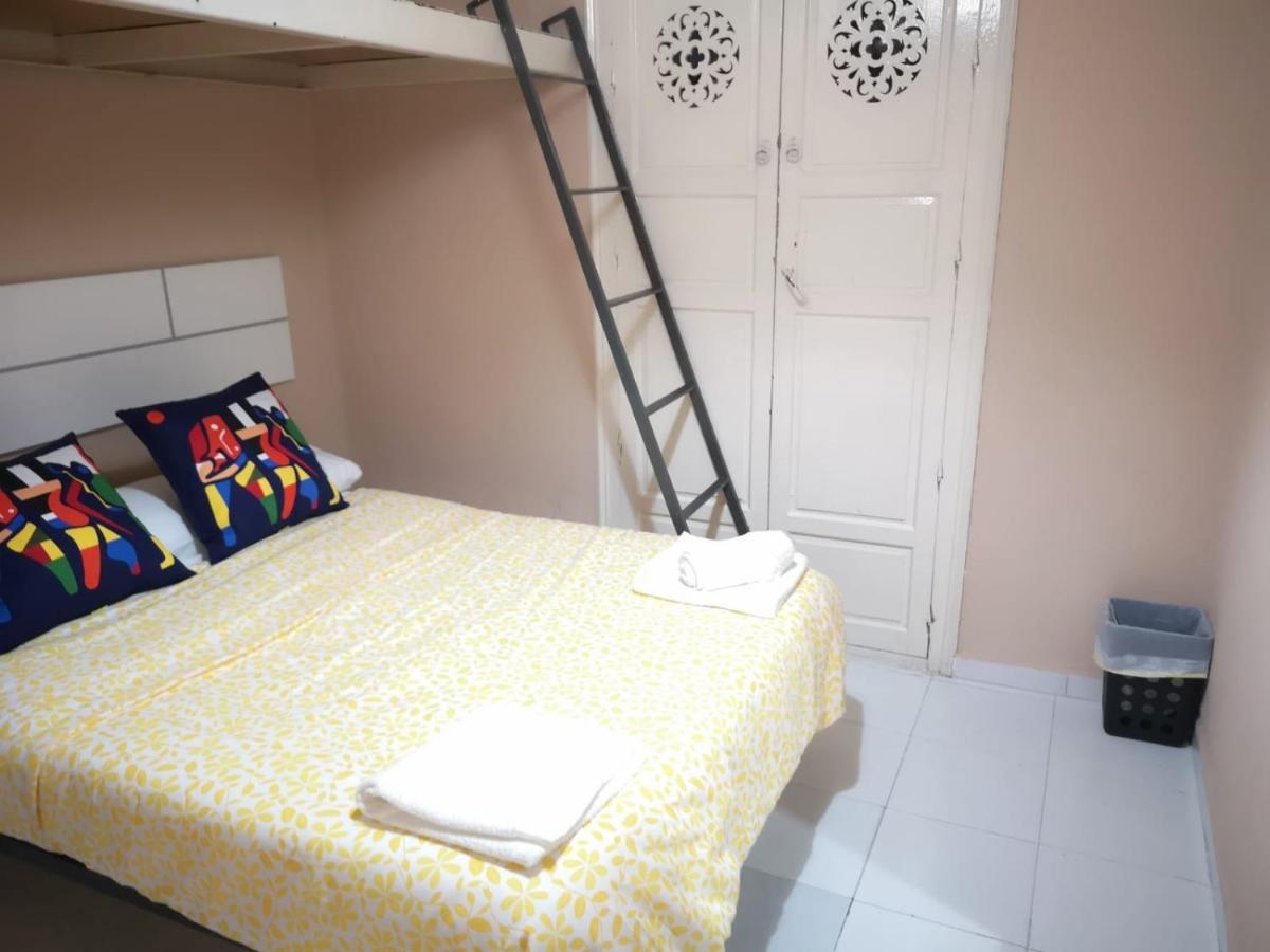 La Maestranza Apartment Rooms Sevilha Exterior foto